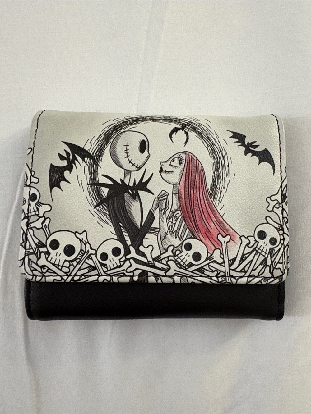 The Nightmare Before Christmas Jack & Sally Graphic Wallet - White/Pink